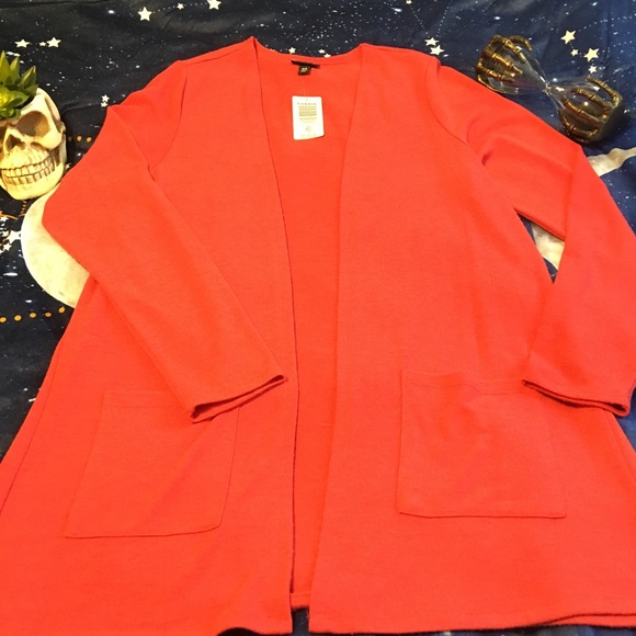 New Torrid red cardigan in 00 - Picture 1 of 3